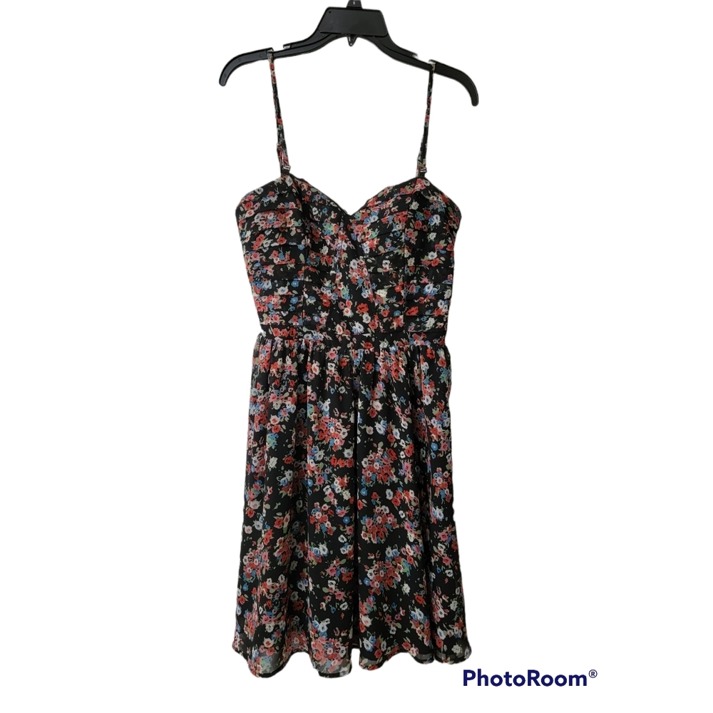 Sweetheart Neckline Floral Dress